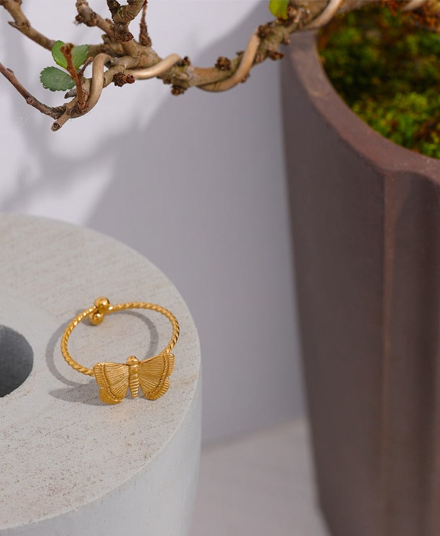 Cute & Stylish Butterfly Ring With Texture, Gold Plated - Boncuque Store