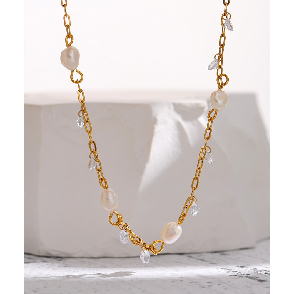 Chic Natural Pearl & Cubic Zirconia Gold Plated Chain Necklace - Boncuque Store