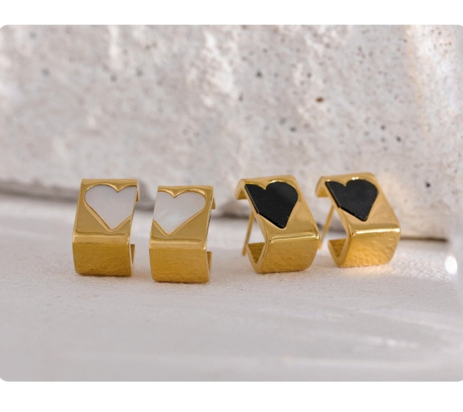 Heart Shell White/Black Gold Color Stud Earring’s - Boncuque Store
