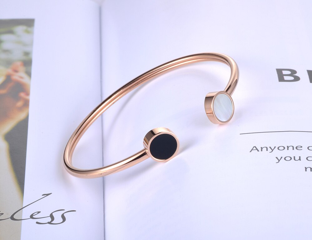 White-Black-rose-gold-bangle-3