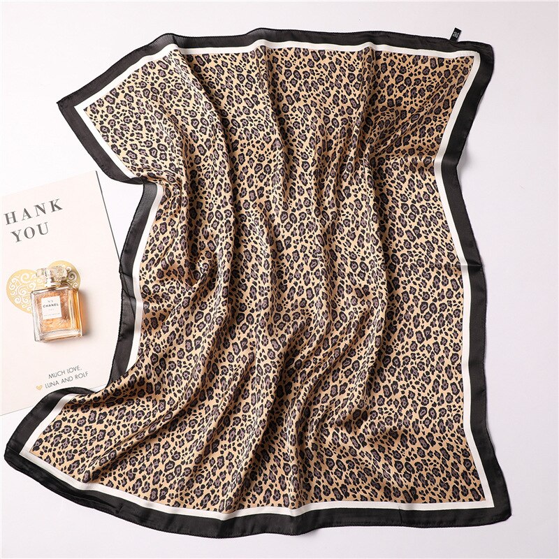 Fashion Leopard Print Square Scarf, Foulard - Boncuque