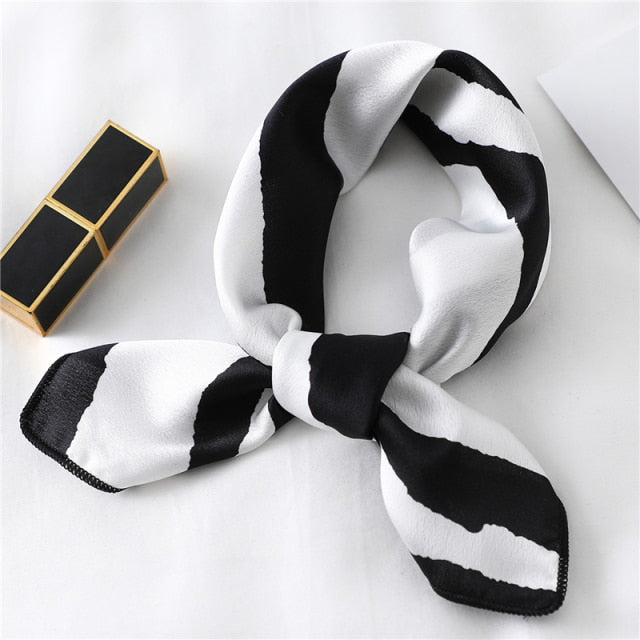 Small Satin Scarf Square Print Wrap Foulard, Bandana - Boncuque