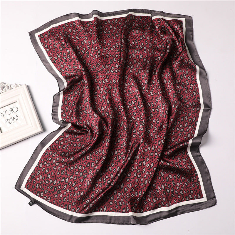 Fashion Leopard Print Square Scarf, Foulard - Boncuque